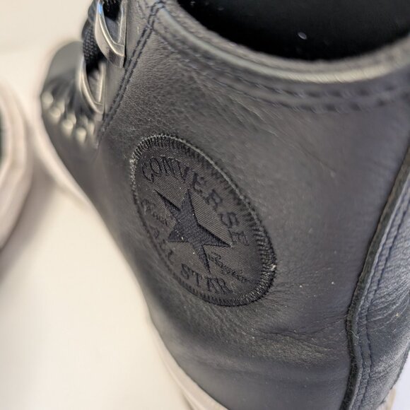 Like new black leather Converse Chuck Taylor All Star high-top sneakers - size 8 - Picture 11 of 17